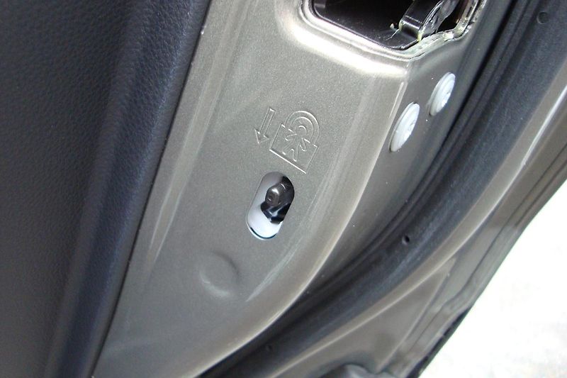 Toyota Yaris Cross (2024) 1.5 Hybrid,ČR,1.Maj.Exetucive - fotka 33 z 83