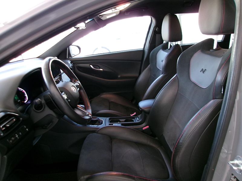 Hyundai i30 (2021) 1.5T-GDi DCT N-Line Premium - fotka 11 z 21
