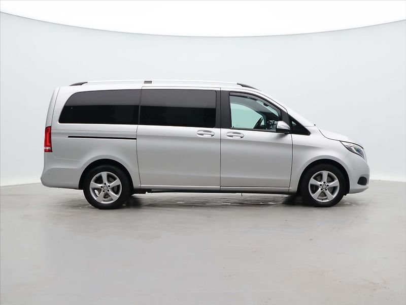 Mercedes-Benz Třídy V 2,1 220d 120kW Bluetec 8-míst - fotka 8 z 35
