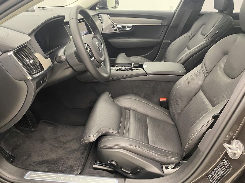 Volvo V90 T8 AWD RECHARGE BRIGHT ULTRA - fotka 3 z 58