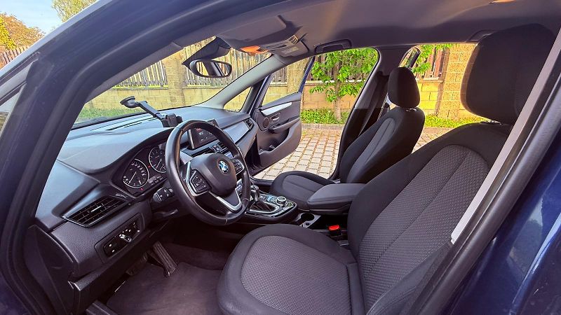BMW Řada 2 (2018) 218i Active Tourer - fotka 10 z 11