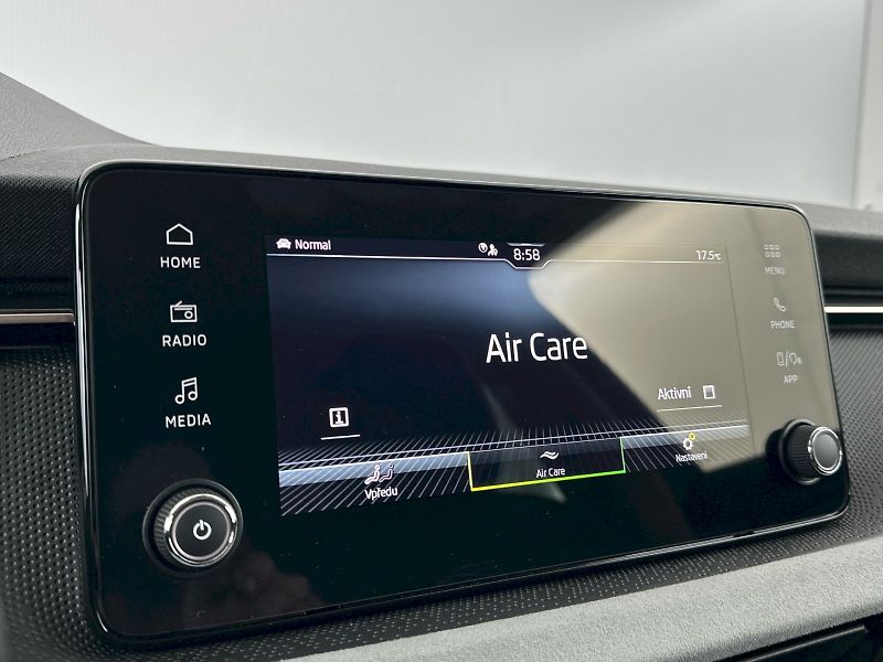Škoda Kamiq (2025) 1.0TSI 85kW Top Selection - fotka 19 z 31
