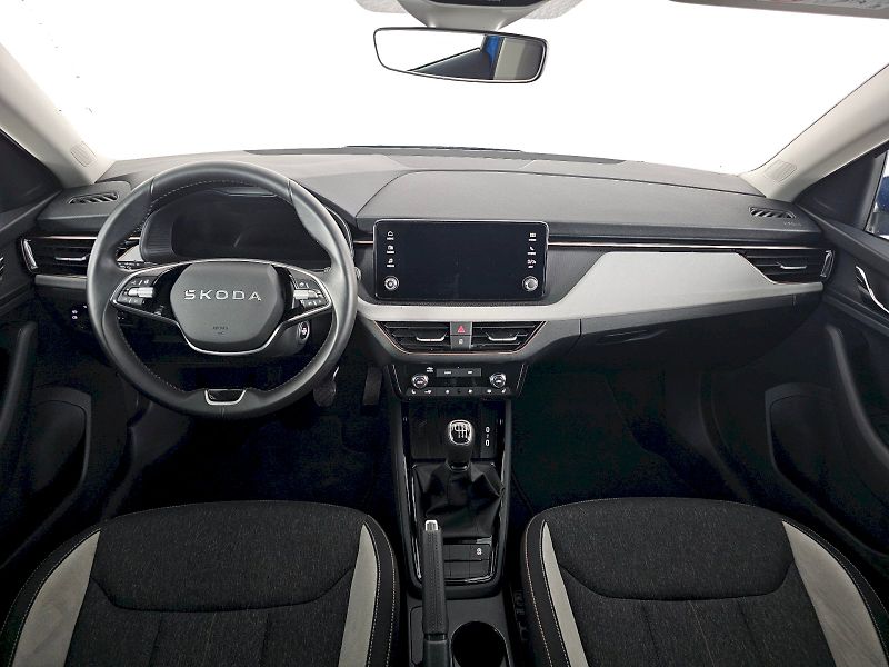 Škoda Scala (2025) 1.0TSi 85kW TOP SELECTION - fotka 5 z 28