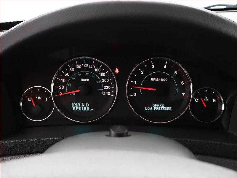 Jeep Grand Cherokee (2009) 3.0 CRD, 4X4, Automat - fotka 9 z 15