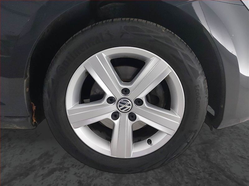 Volkswagen Golf (2014) Comfortline 2.0 TDI, Tempomat - fotka 15 z 18