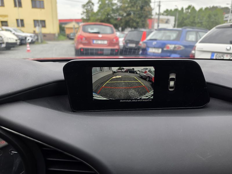 Mazda 3 2.0 i  E Skyactiv G kei  - fotka 18 z 19