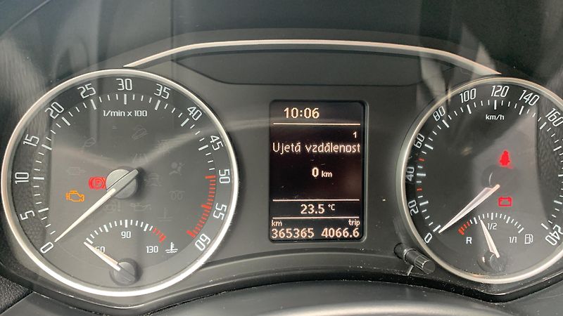 Škoda Octavia (2012) Octavia II, 1.6 TDi - fotka 8 z 10