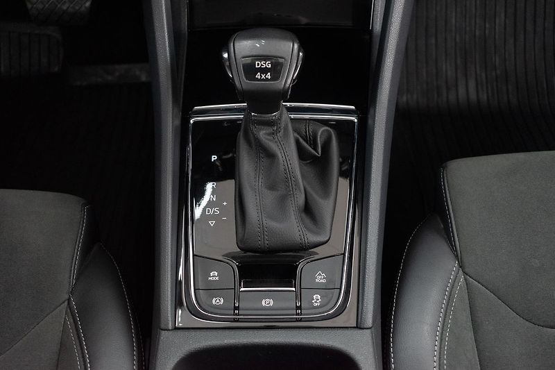 Škoda Kodiaq 2.0 TDI 4x4*STYLE+ REZERVACE - fotka 24 z 47