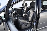 Volkswagen Touran 2.0TDI 103KW Match 7Míst 11/12 - náhled 23