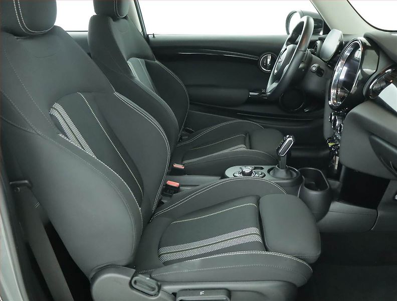 Mini Ostatní (2021) Cooper SE 32 kWh, SoH 98% - fotka 9 z 20