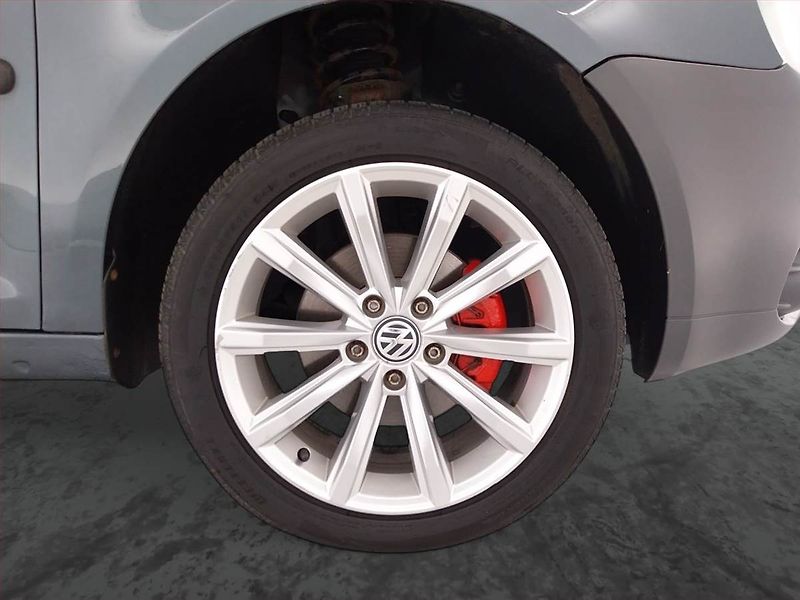 Volkswagen Caddy (2006) 1.9 TDI, 5Míst - fotka 15 z 18