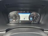Volvo V90 D4 2,0 140kW 4x4 DPH MOMENTUM - náhled 26