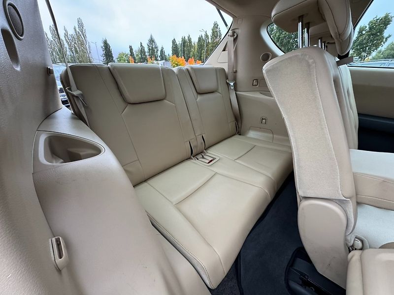 Subaru Tribeca (2007) 4X4 3,0i 180 KW AUTOMAT 7 MÍST - fotka 40 z 49