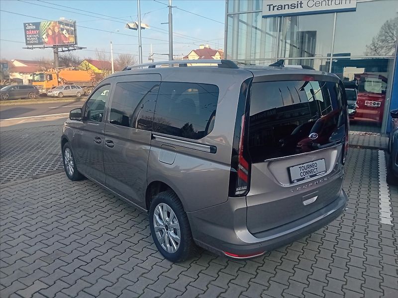 Ford Tourneo Connect (2025) 1,5 PHEV  Grand Titanium - fotka 4 z 11