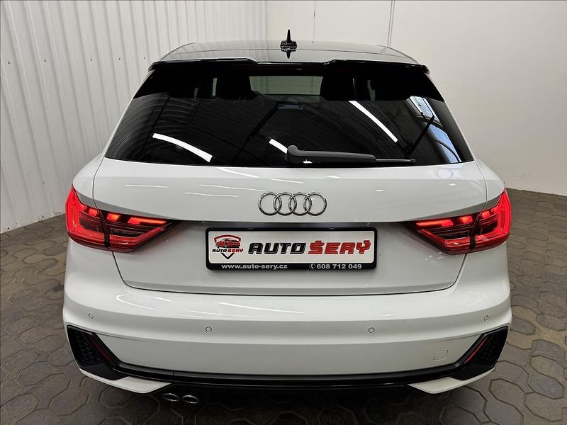 Audi A1 40TFSI 147kW S-LINE - fotka 7 z 40