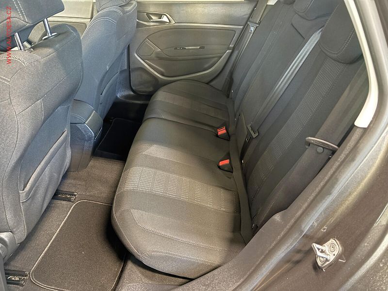 Peugeot 308 (2016) 2.0 HDi SW, 1.maj,ČR, Allure - fotka 10 z 17