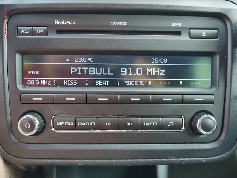 Škoda Roomster (2012) 1.2TSi, ČR, Ambition, AC - fotka 13 z 15