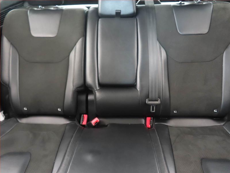 Ford Edge (2016) Titanium 2.0 Bi-TDCI, 4X4 - fotka 10 z 16