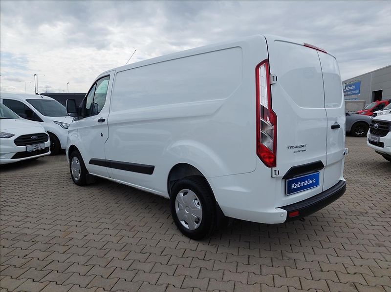 Ford Transit Custom 2,0 EcoBlue Trend L1 DPH - fotka 3 z 26