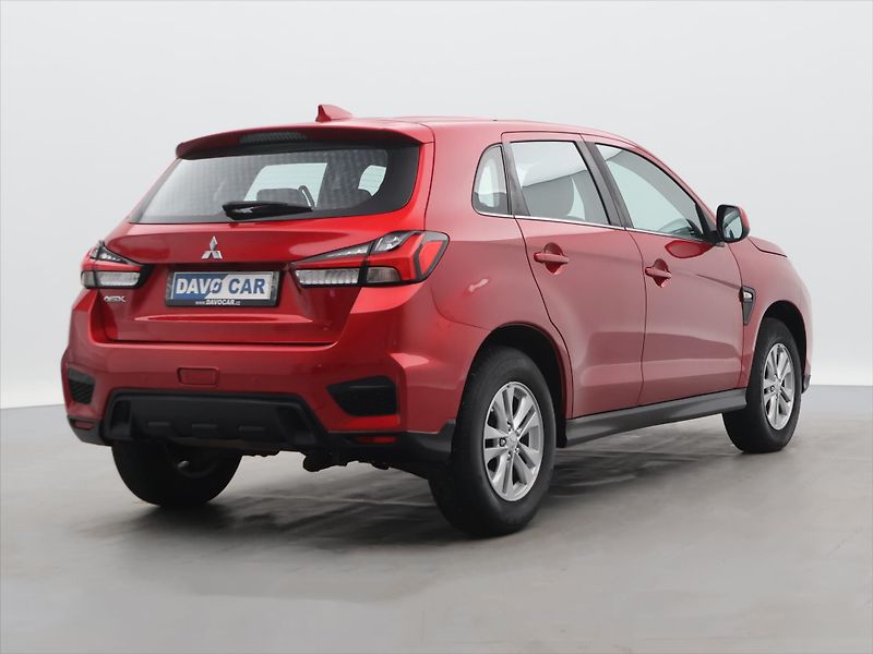 Mitsubishi ASX 2,0 Smart Mivec 110kW CVT CZ - fotka 7 z 32