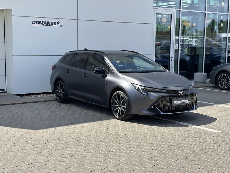 Toyota Corolla (2026) TS 2.0 HEV GR SPORT  - fotka 2 z 14