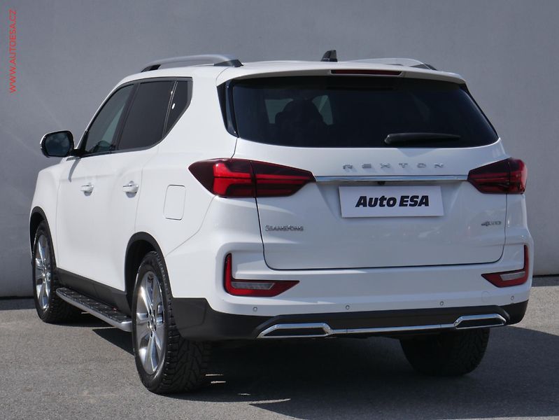 SsangYong Rexton (2023) 2.2 CRDi 4x4, 7míst, 1.maj - fotka 6 z 28