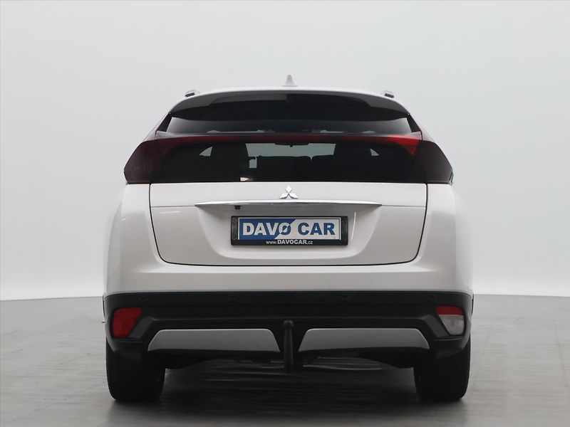 Mitsubishi Eclipse Cross 1.5 T-MIVEC 120kW Intense CVT - fotka 6 z 39