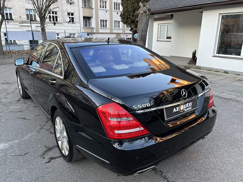 Mercedes-Benz Třídy S (2013) 500 4Matic - fotka 9 z 42