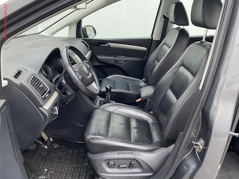 Seat Alhambra (2012) 2.0 TDi 4x4, Style, TZ - fotka 9 z 18