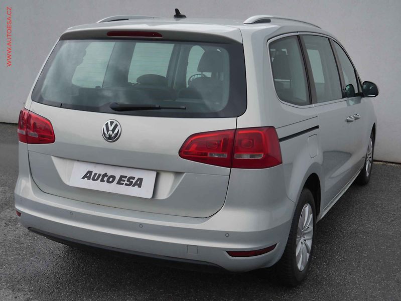 Volkswagen Sharan (2011) 2.0 TDi, Comfortline - fotka 4 z 14