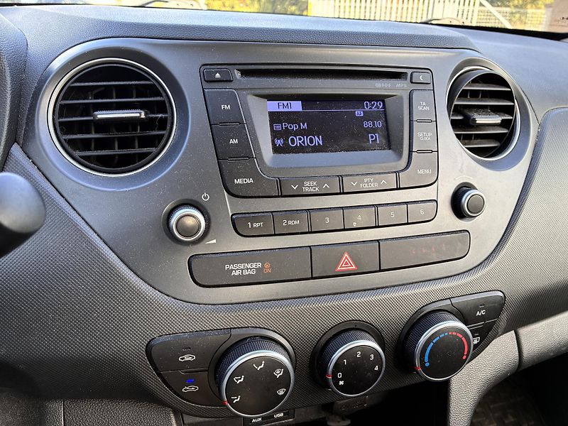 Hyundai i10 1.0i48kW KLIMATIZACE          - fotka 13 z 14