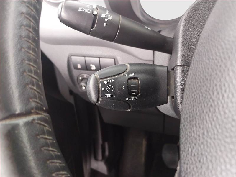 Citroën Berlingo (2018) Feel 1.6 BlueHDi, 5Míst, ČR - fotka 17 z 18