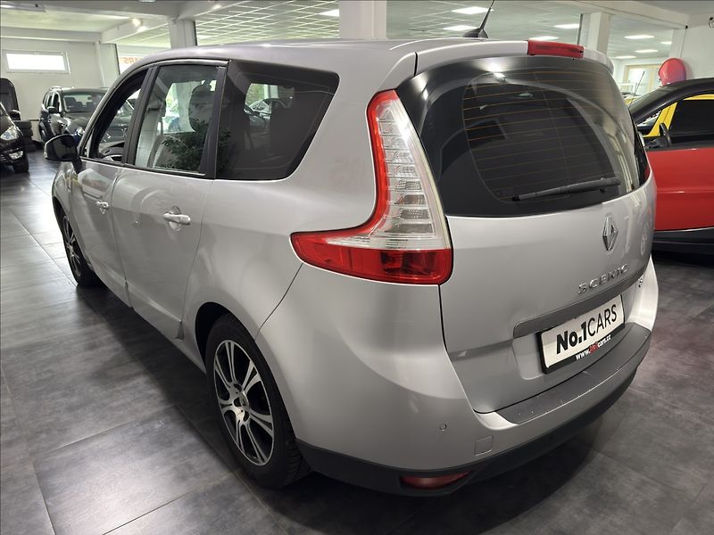 Renault Grand Scénic 1,5   DCI AUTOMAT NAVI ČIDLA - fotka 4 z 36