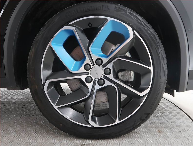 Lynk & Co 01 (2024) Plug-in Hybrid - fotka 15 z 22