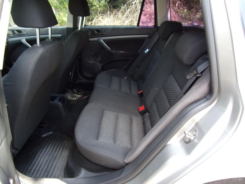Škoda Octavia (2011) 1.6 MPi 75kW BSE KLIMA TOP KM - fotka 14 z 21