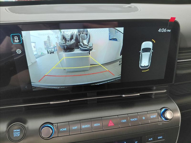 Hyundai Kona (2025) 1,6 TGDI MT LP STYLE TT NEOBJ - fotka 13 z 19