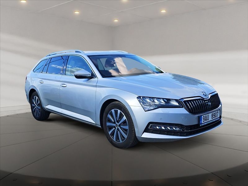 Škoda Superb 2,0 TDI 110 Style DSG - fotka 1 z 11