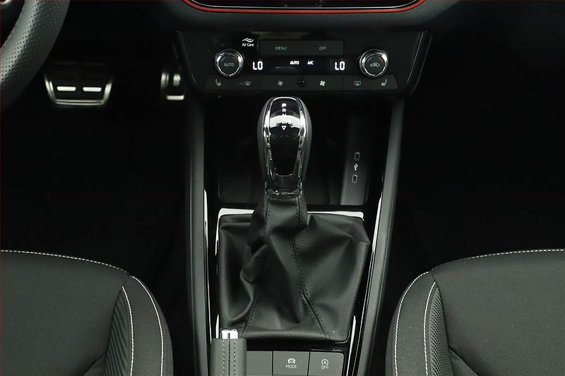 Škoda Scala (2025) 1.0 TSI, Monte Carlo - fotka 11 z 17