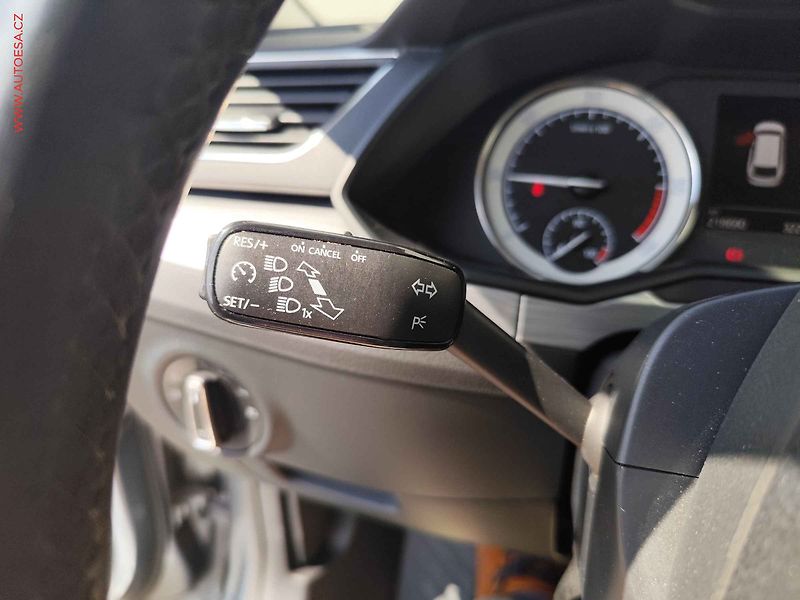 Škoda Superb (2019) 1.6TDi, DSG, LED - fotka 22 z 27