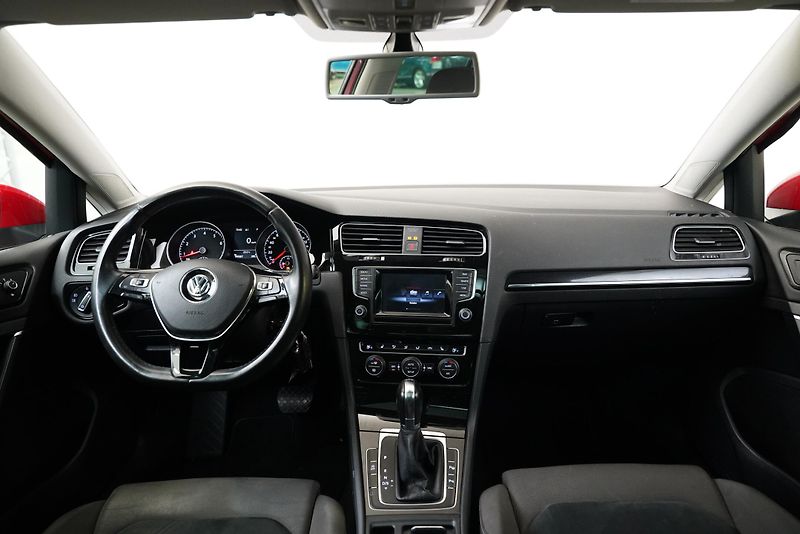 Volkswagen Golf - fotka 6 z 6