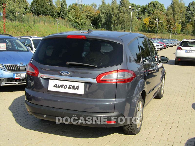 Ford S-MAX (2011) 2.0TDCi, 1.maj, AC - fotka 4 z 18