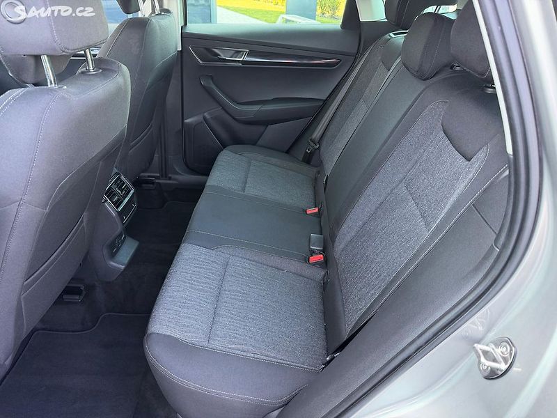 Škoda Karoq 1.5 tsi 110 kw/STYLE/manual - fotka 12 z 21