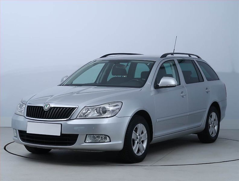 Škoda Octavia (2010) 1.2 TSI, Automat, Serv.kniha - fotka 2 z 17