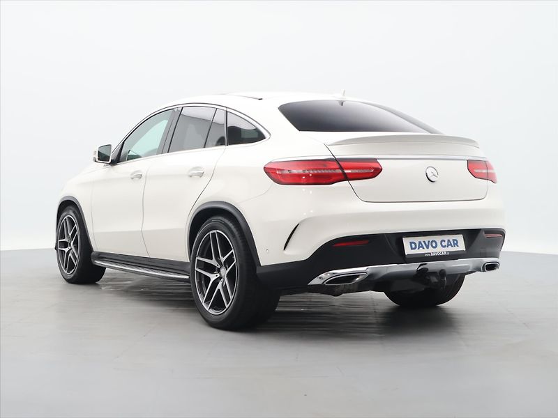 Mercedes-Benz GLE 3,0 350d 227kW AMG H&K LED CZ - fotka 5 z 48