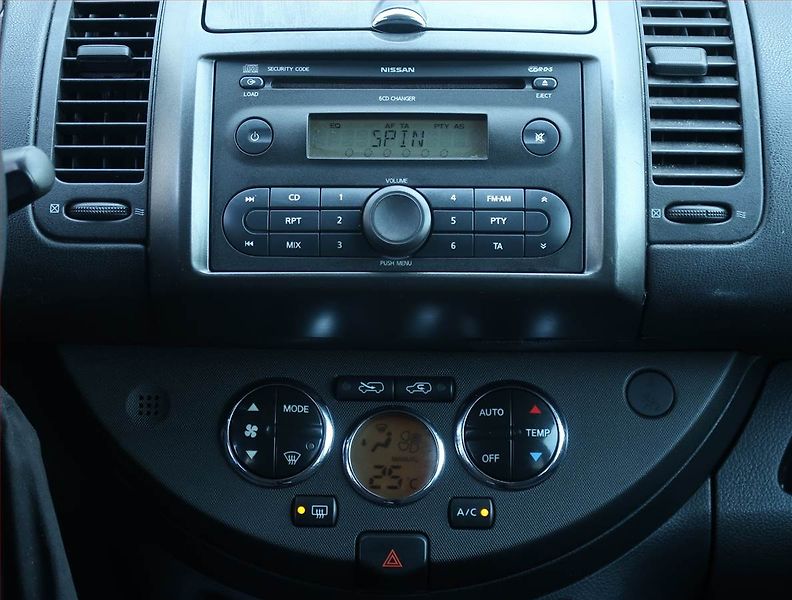 Nissan Note (2006) 1.4, servisované - fotka 12 z 18