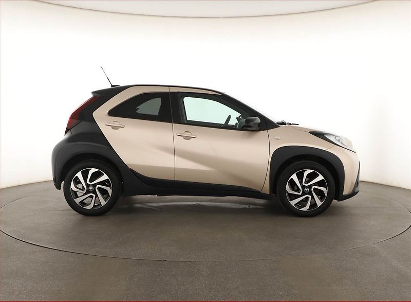 Toyota Aygo (2024) Style 1.0, Automat, ČR,1.maj - fotka 6 z 18