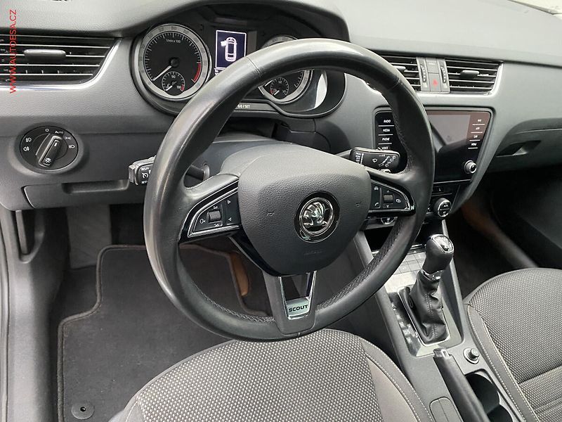 Škoda Octavia (2018) 2.0 TDi 4x4, Scout, DSG, TZ - fotka 12 z 18