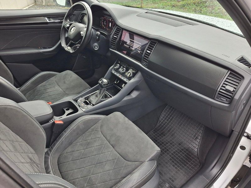Škoda Kodiaq (2022) SportLine DSG 4x4 2,0TDi 147kW - fotka 15 z 35