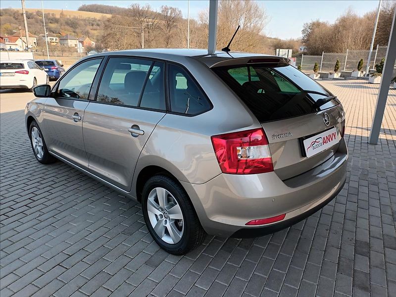 Škoda Rapid 1,2 TSI,81KW,KLIMA,PARKING, - fotka 7 z 39
