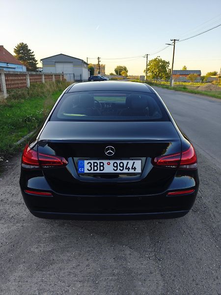 Mercedes-Benz Třídy A (2022) Mercedes Benz A 180 - fotka 14 z 19